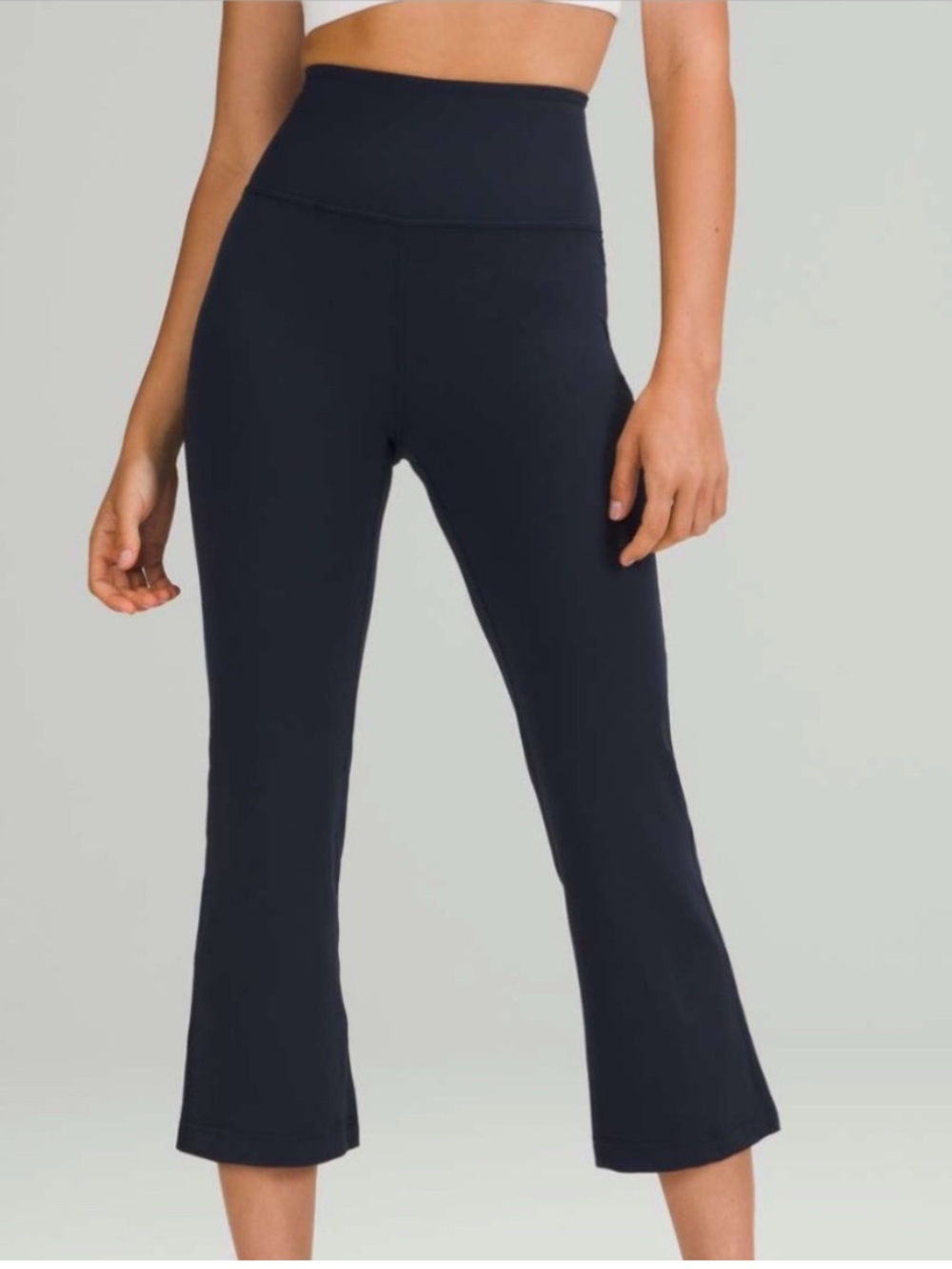 Lululemon Groove Super-High-Rise Crop 23" True Navy Size 0